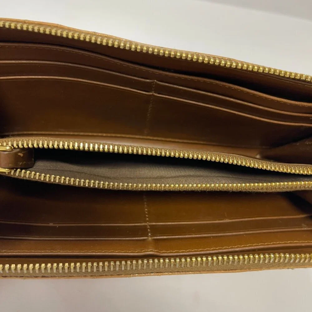 Miu Miu Crocodile-Embossed Leather Zip-Around Wallet, Cammello - Preowned